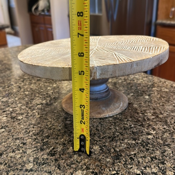 🏠 Bohemian Styled Wooden Stand - Picture 5 of 5